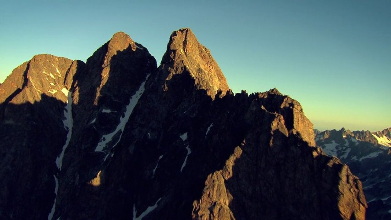 "Valgaudemar, un siècle d'alpinisme" sortie fin juin 2013...
