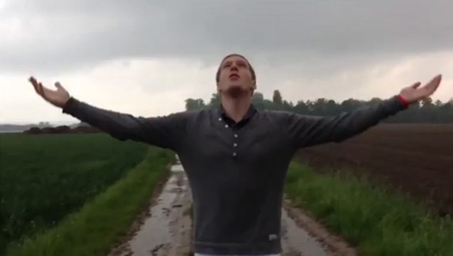 Artimland Feat. Révolution - Avec Toi (Regarde mes yeux)