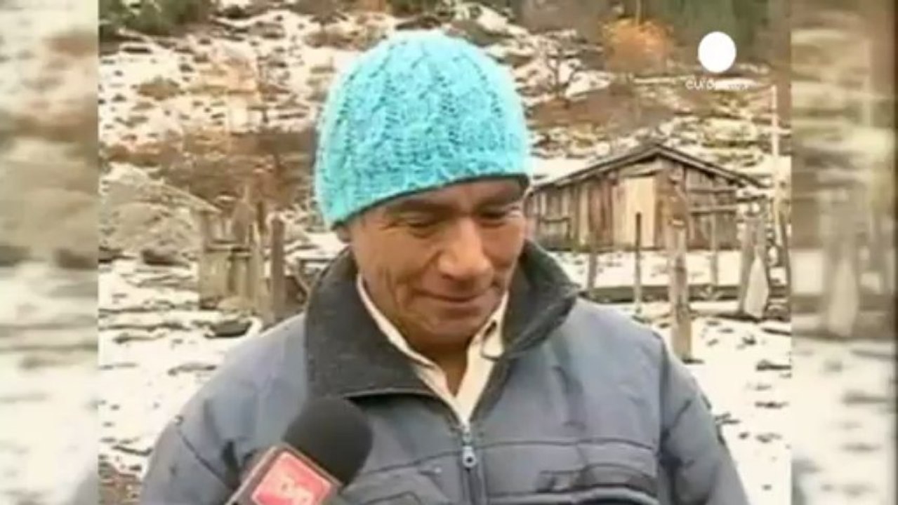 Chili-Argentine : la zone du volcan Copahue en cours...