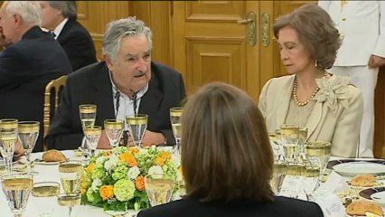 José Mujica se reúne con el rey Juan Carlos en el primer día de su visita a España