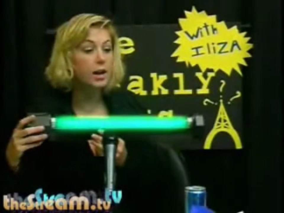 Last Comic Standing Winner Iliza Shlesinger - Blacklight Fun