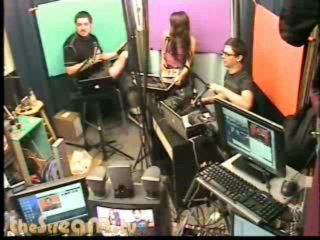 Curb stomping a pizza.