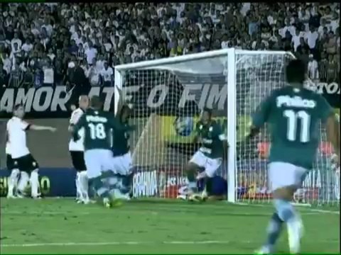 Corinthians empata com o Goiás e segue sem vitórias