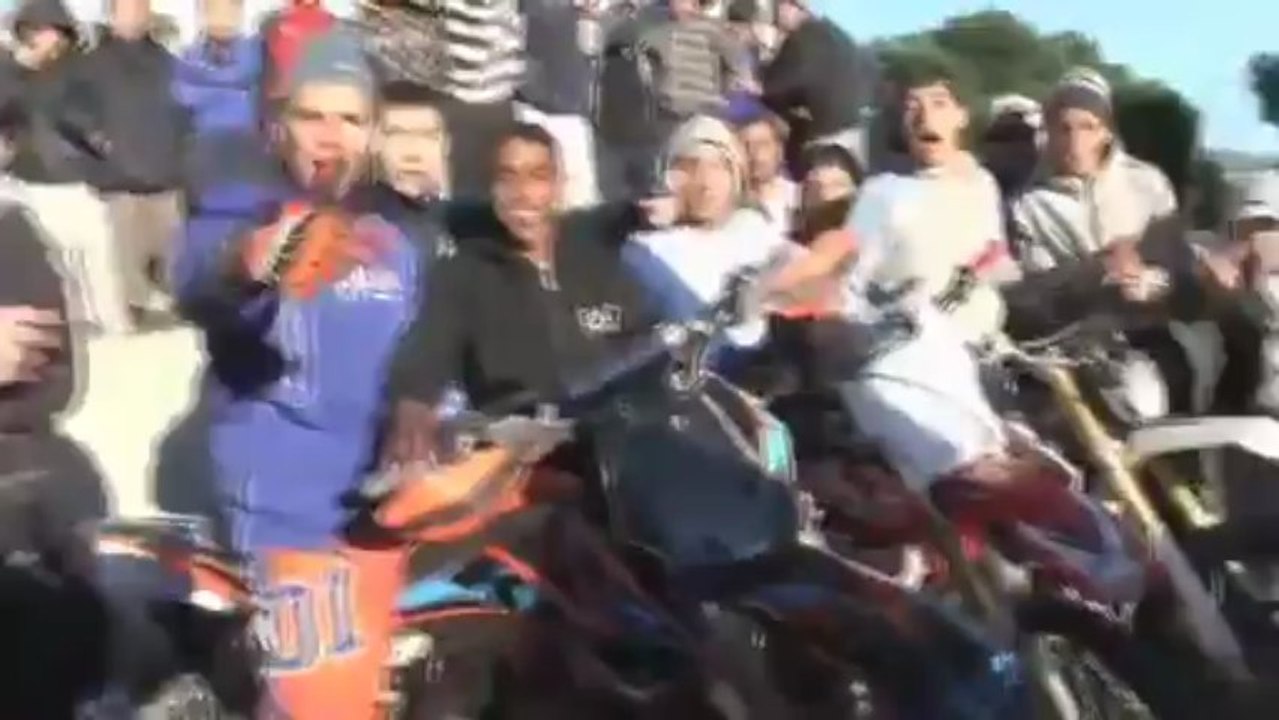 MOH - STREET KICKER - MARSEILLE 13 LA SOLIDARITE