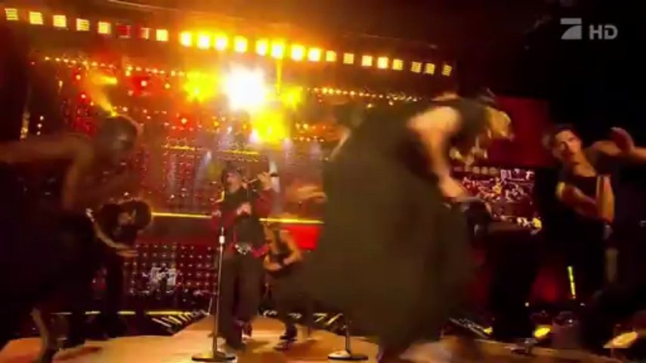 Madonna La Isla Bonita (Live At Live Earth 2007) 720P HD