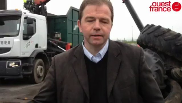Les agriculteurs recyclent leurs vieux pneus