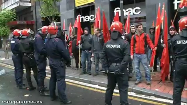 Incidentes aislados en huelga general de Bilbao
