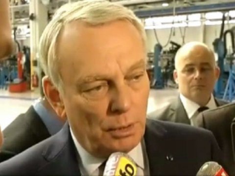 Jean-Marc Ayrault sur les autoentrepreneurs : les médias ont-ils inventé un couac ?