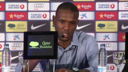 Abidal, emocionado en su despedida