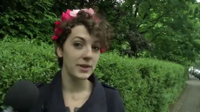 Des Femen seins nus devant l'ambassade de Tunisie à Bruxelles