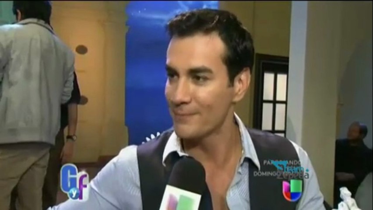 David Zepeda @davidzepeda1 y @mayrinvillanew hablan sobre sus escenas en @MentirParaVivir