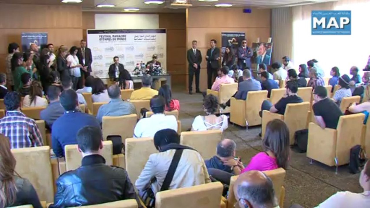 إنريكي إغليسياس في لقاء صحفي عشية إحيائه حفلا فنيا بفضاء السويسي بالرباط