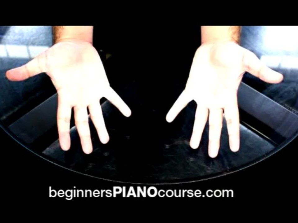 Play piano with two hands