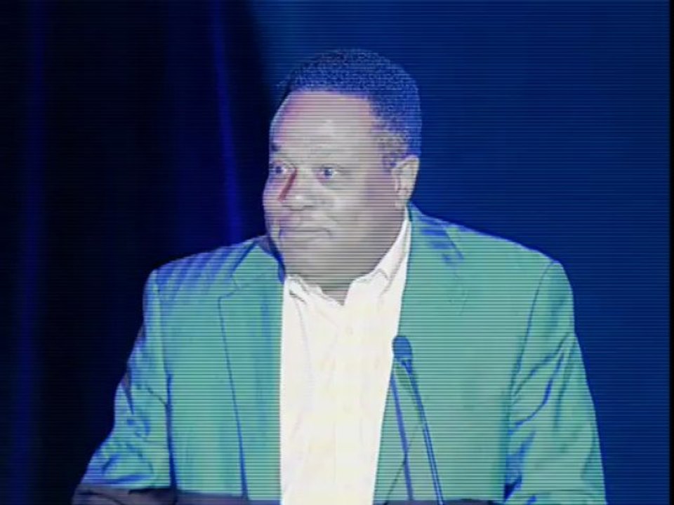 Brian Copeland - Motivational Speaker - book via SocialAgenda Speakers Bureau