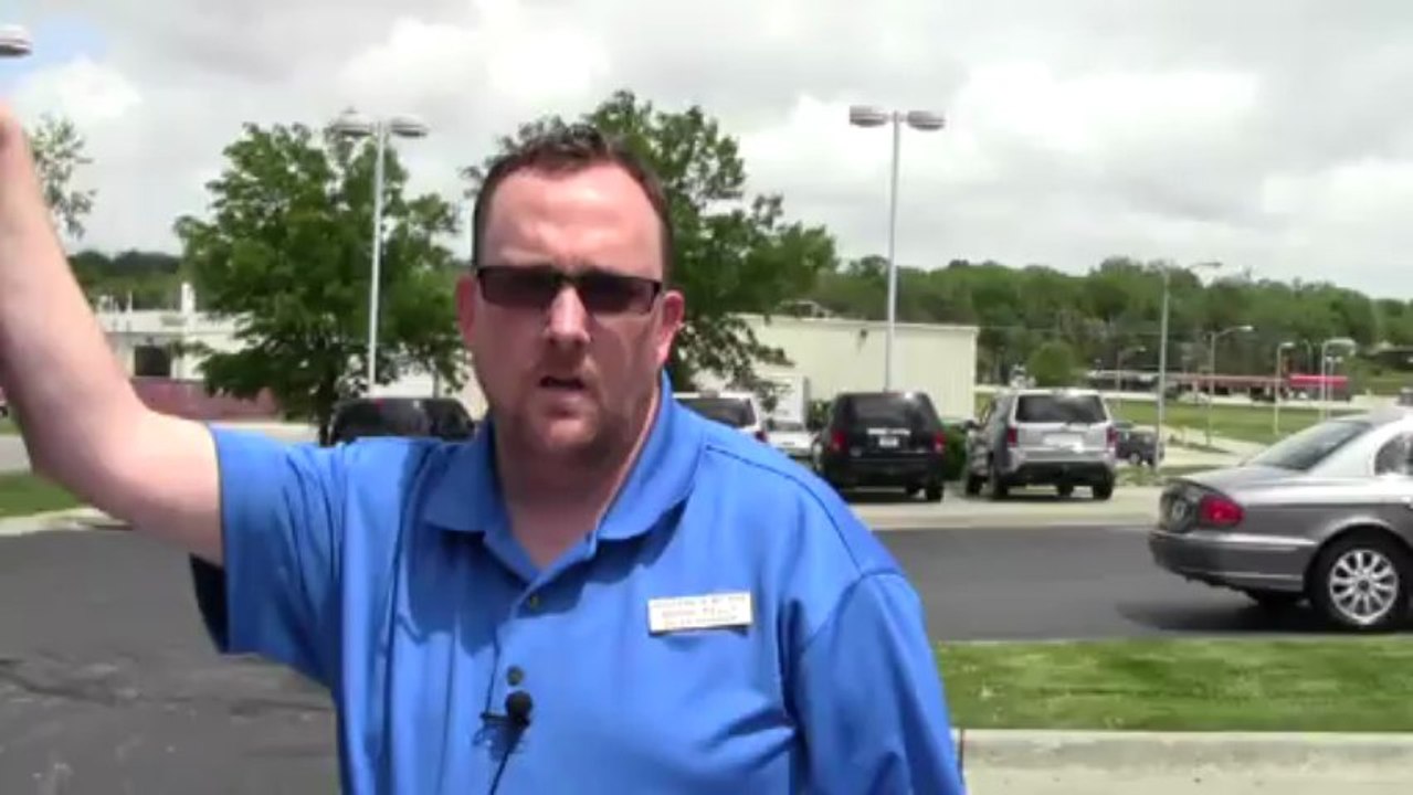 Used 2009 Dodge Durango SLT 4wd for sale at Honda Cars of Bellevue...an Omaha Honda Dealer!