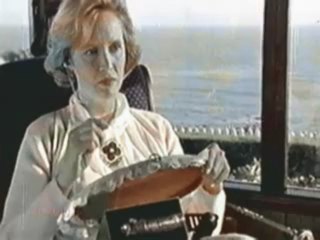 G vs E (Good vs Evil) - 01x04 - Gee, Your Hair Smells Evil