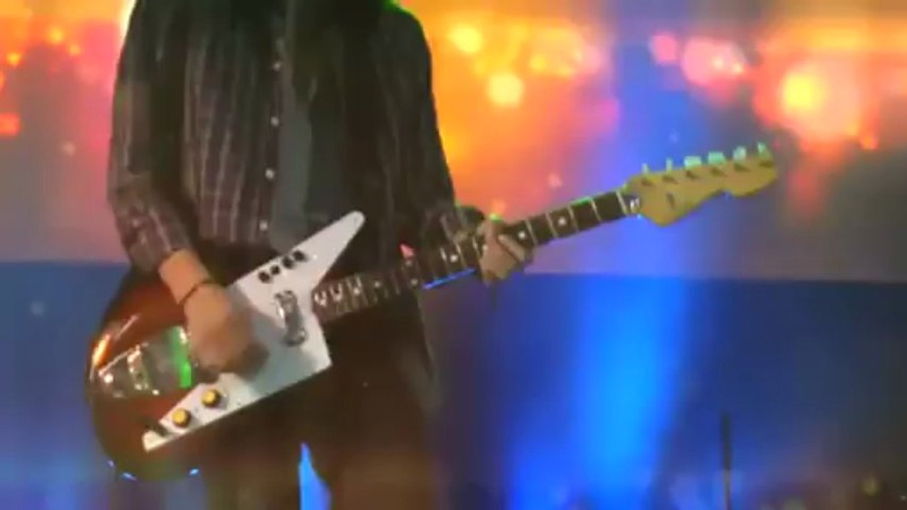 Marco Barrientos - Ilumina 2013 - 12. Tu Luz Brilla Feat Amor Mercy Band