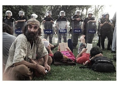 Gezi Parkı Polis Müdahalesi Halka Şafak Operasyonu