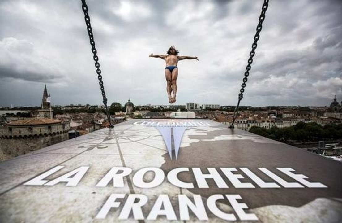 Best Of The Week #9 - Cliff Diving La Rochelle, Wake the Line, Neon BMX, Everest BASE Jump