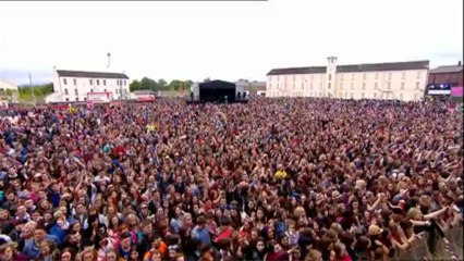 Paramore - Radio 1's Big Weekend 26/05/13
