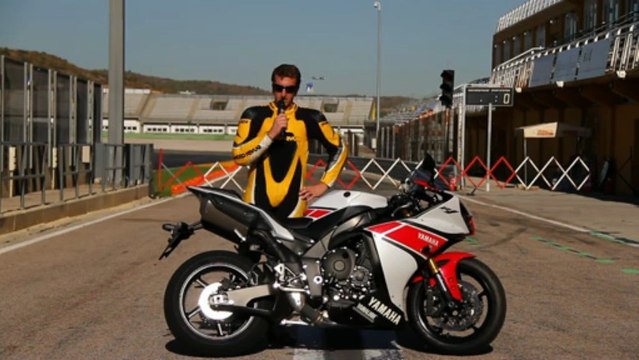 Premier contact avec la Yamaha R1 2012
