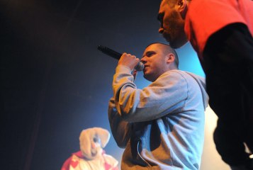 "'Les meufs, c'est des putes', c'est une injure"