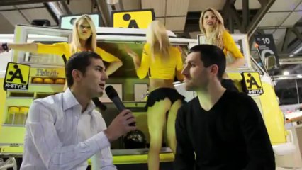 Vidéo EICMA 2012 : les hotesses de Milan