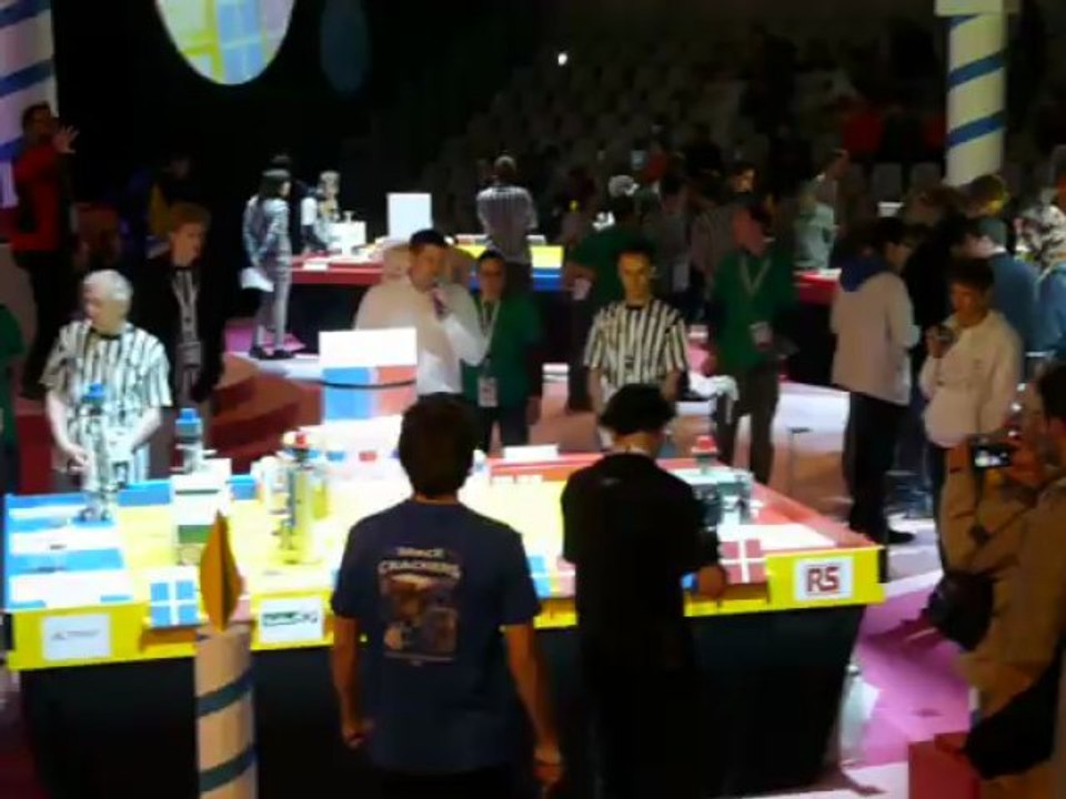 Coupe de France de robotique : Spacecrackers vs OLEG (qualifications)