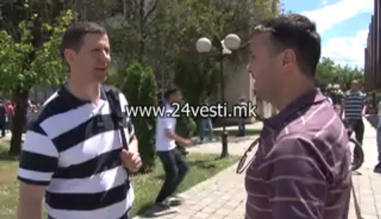 CETIRI PRASHANJA PET ODGOVORI SO NASER SELMANI