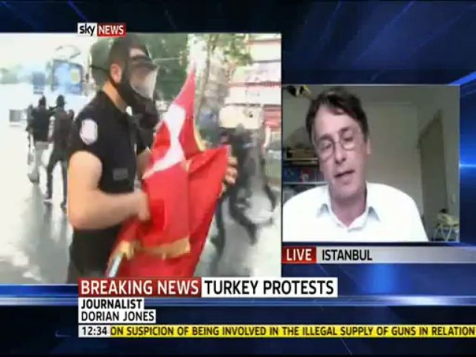 Sky News last updates from Istanbul regarding #occupygeziparki (01/06/2013 14:00 GMT+2)
