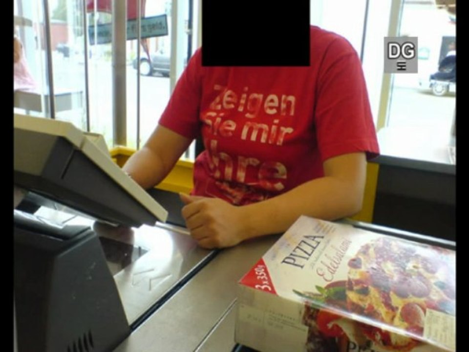 Infamität der Ausnutzung der weiblichen Geschlechtsmerkmale