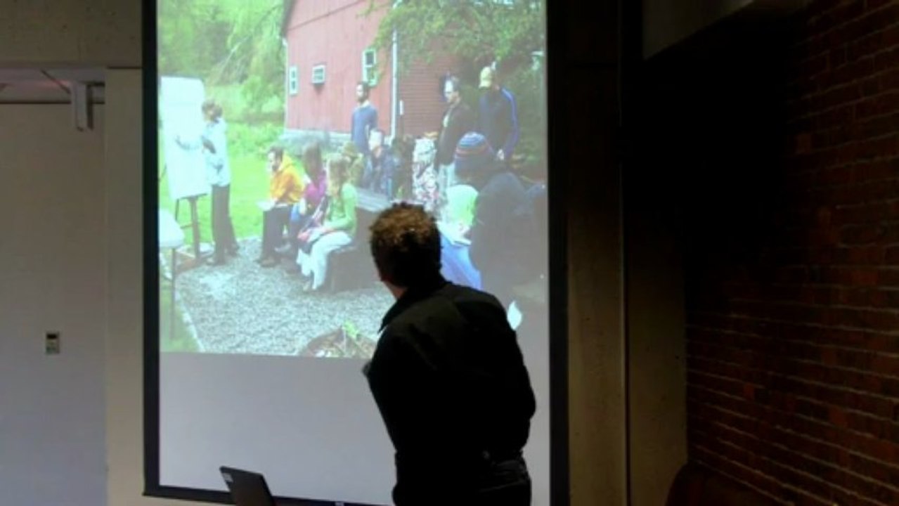 Achieving Sustainable Living: Get Sustainability Training