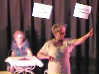 Sylvie chante : " Il n'y en a qu'un à Marseille "