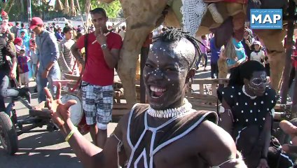 عرض موسيقي لأزلاي بزوغ الفجر بأحد شوارع الرياض بالرباط