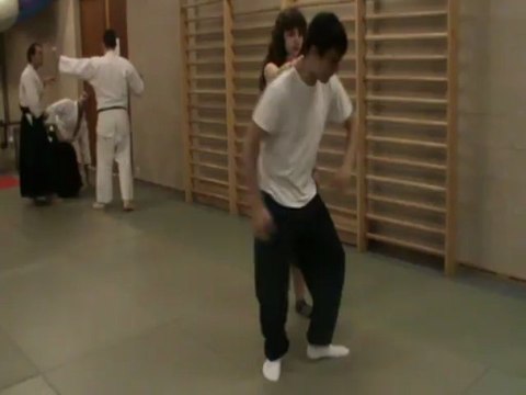 Ushiro ryote kubi shime : sortie ushiro ryo atemi