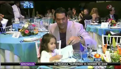 presentan mentir para vivir (1n)