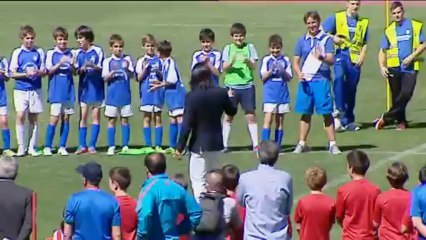 Falcao apenas puede hablar al despedirse del Atlético de Madrid