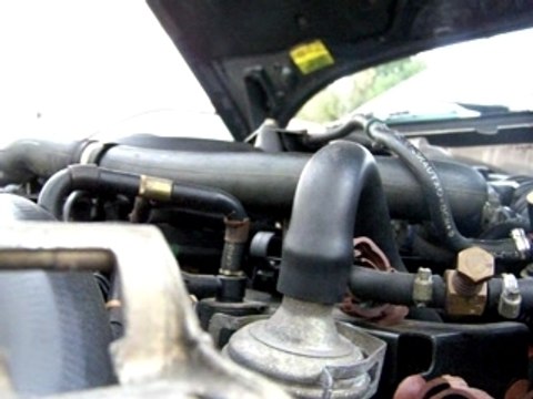 Demarrage moteur R25 V6T Baccara 205