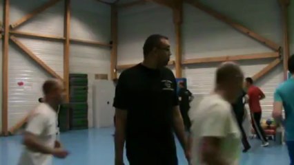 Entraînement de Krav Maga avec un prof génial.