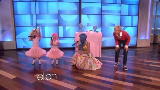 Nicki Minaj : nice surprise to Sophia Grace!