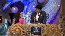 Anas Rashid distributes best actor in a negative role award - Indian Telly Awards 2013