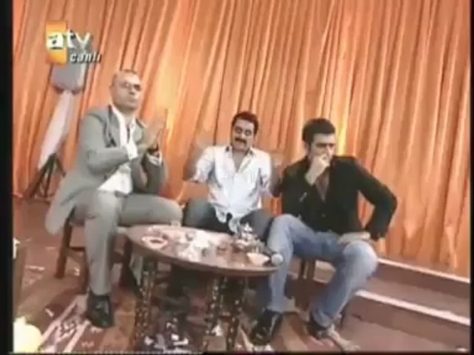 sesli2013.com dinlemeye deger güzel bir eser