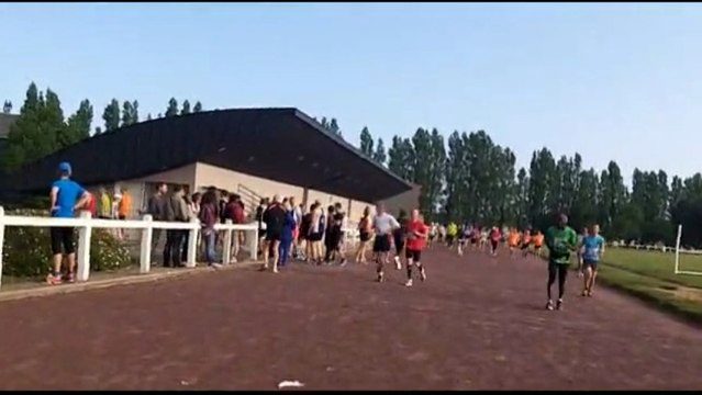 25° Semi-marathon Cancale - Saint-Malo 2013 avec mario et son petit vélo