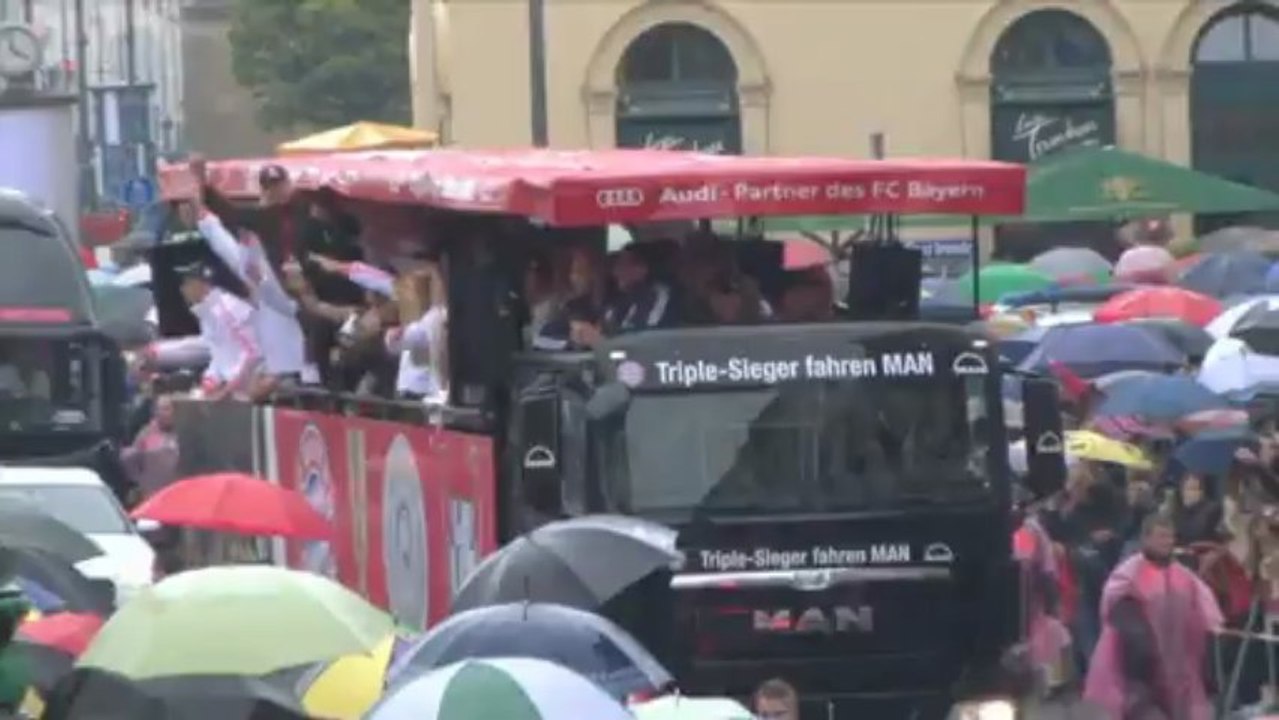 Der Triple-Korso: München feiert seine Bayern