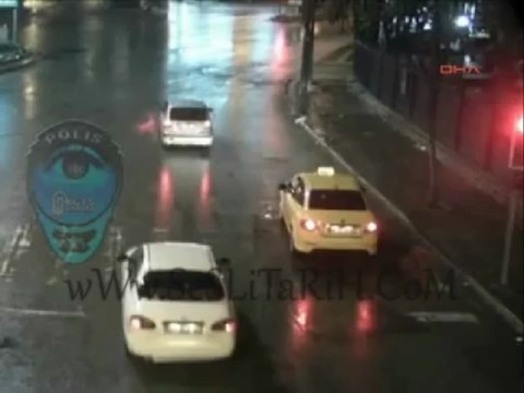 My_iSTBuLe WwW.SeSLiTaRiH.CoM MOBESE KAMERALARİ TRAFİK KAZALARI GÖRÜNTÜLERİ