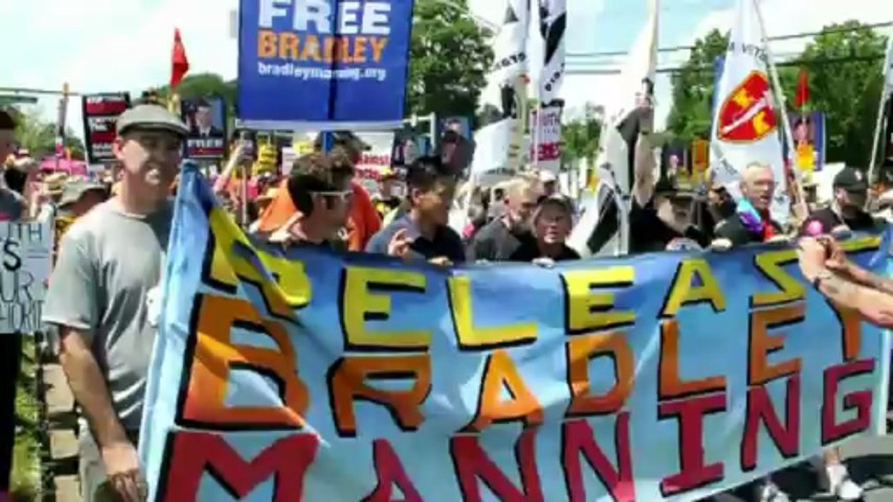 Protestos contra condenação de Manning
