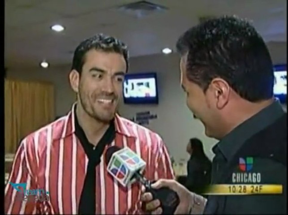 David Zepeda @davidzepeda1 de visita en Chicago "Feria de la Mujer 2010"