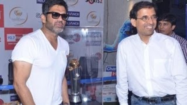 Suneil Shetty Is Good Cricketer - Harsha Bhogle