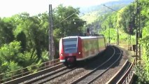 Züge auf dem Viadukt bei Pünderich a.d. Mosel, HGK 185, 442.2, 3x 143, 628, 425, 426