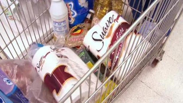 Venezuela launches electronic rationing card